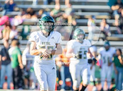 Thumbnail 3 in Royal @ Moorpark photogallery.