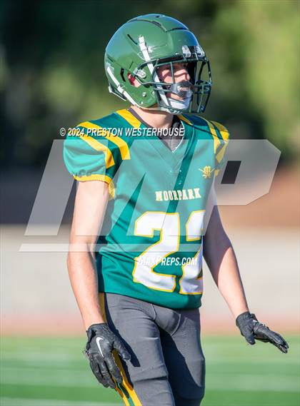 Thumbnail 1 in Royal @ Moorpark photogallery.