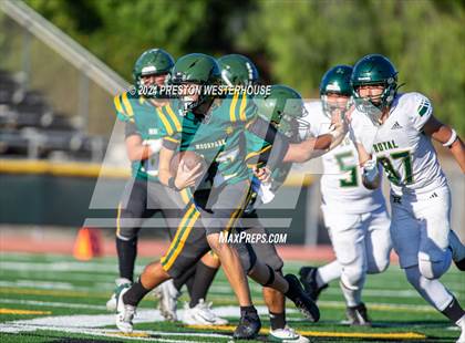 Thumbnail 1 in Royal @ Moorpark photogallery.
