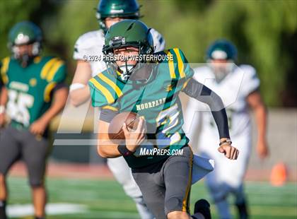 Thumbnail 1 in Royal @ Moorpark photogallery.