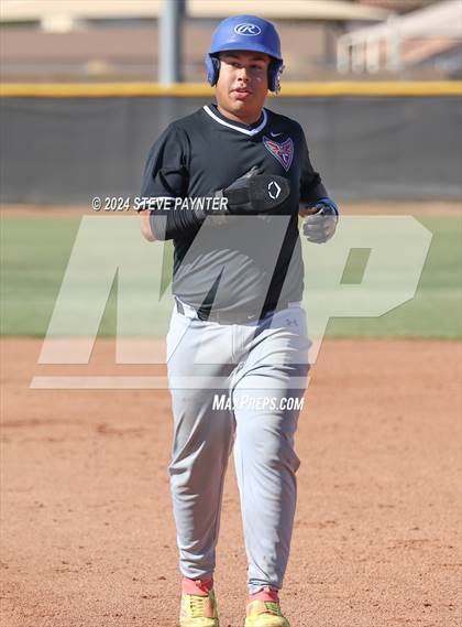 Thumbnail 3 in Thunderbird vs Dysart photogallery.