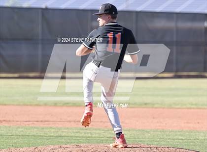 Thumbnail 3 in Thunderbird vs Dysart photogallery.