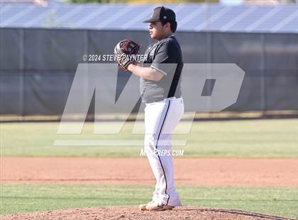 Thumbnail 3 in Thunderbird vs Dysart photogallery.
