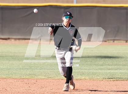 Thumbnail 1 in Thunderbird vs Dysart photogallery.