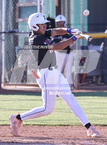 Thumbnail 3 in Thunderbird vs Dysart photogallery.
