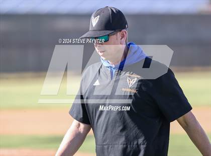 Thumbnail 2 in Thunderbird vs Dysart photogallery.