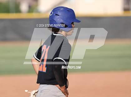 Thumbnail 2 in Thunderbird vs Dysart photogallery.