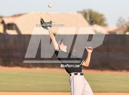 Thumbnail 1 in Thunderbird vs Dysart photogallery.