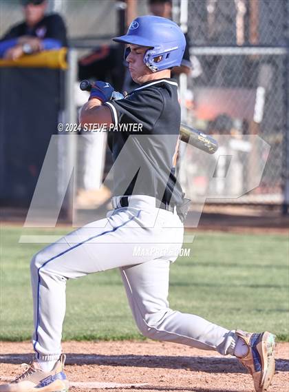 Thumbnail 3 in Thunderbird vs Dysart photogallery.