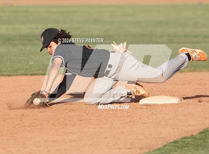 Thumbnail 3 in Thunderbird vs Dysart photogallery.