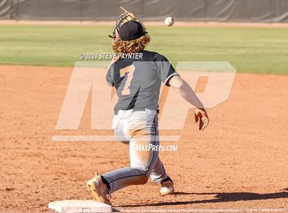 Thumbnail 2 in Thunderbird vs Dysart photogallery.