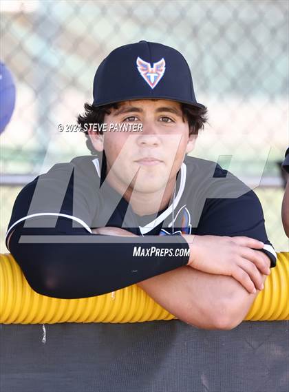 Thumbnail 2 in Thunderbird vs Dysart photogallery.