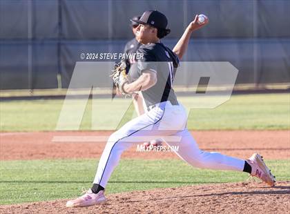 Thumbnail 2 in Thunderbird vs Dysart photogallery.