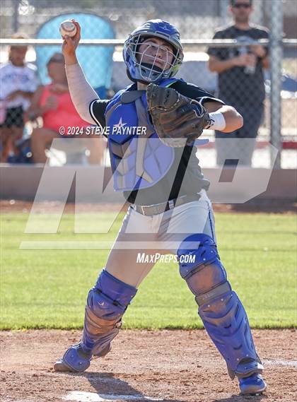 Thumbnail 1 in Thunderbird vs Dysart photogallery.