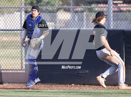 Thumbnail 1 in Thunderbird vs Dysart photogallery.