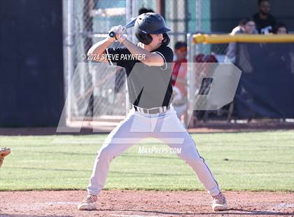 Thumbnail 3 in Thunderbird vs Dysart photogallery.