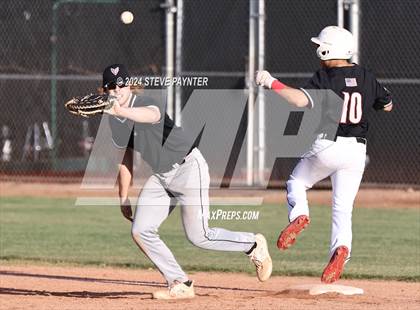 Thumbnail 3 in Thunderbird vs Dysart photogallery.