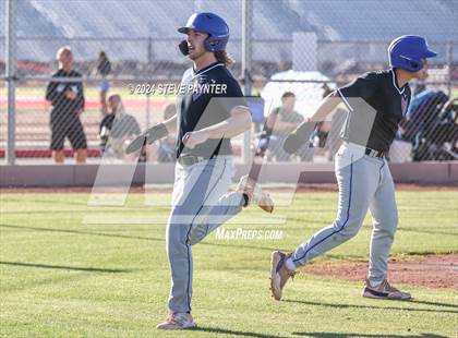 Thumbnail 1 in Thunderbird vs Dysart photogallery.