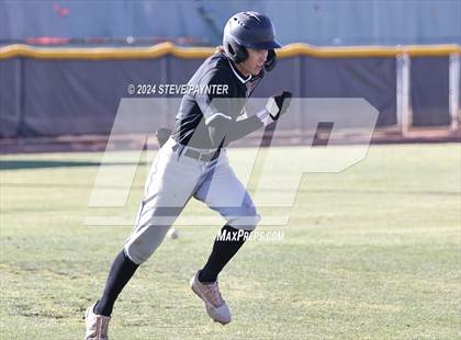 Thumbnail 3 in Thunderbird vs Dysart photogallery.