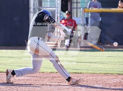 Thumbnail 3 in Thunderbird vs Dysart photogallery.