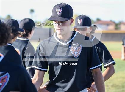 Thumbnail 3 in Thunderbird vs Dysart photogallery.