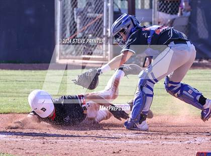 Thumbnail 2 in Thunderbird vs Dysart photogallery.