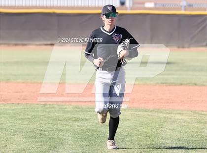 Thumbnail 2 in Thunderbird vs Dysart photogallery.