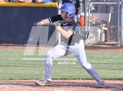 Thumbnail 2 in Thunderbird vs Dysart photogallery.