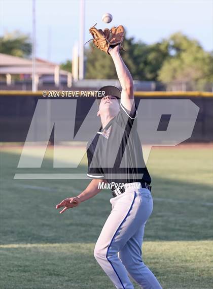 Thumbnail 1 in Thunderbird vs Dysart photogallery.