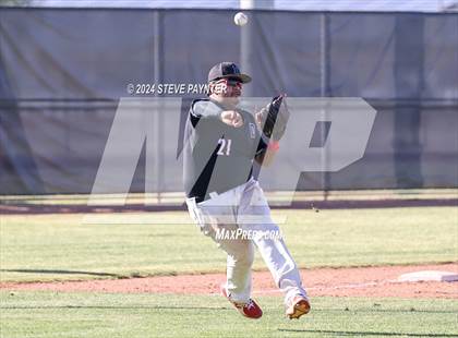 Thumbnail 3 in Thunderbird vs Dysart photogallery.