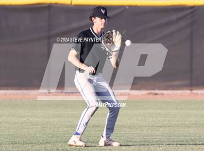 Thumbnail 3 in Thunderbird vs Dysart photogallery.