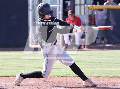 Thumbnail 3 in Thunderbird vs Dysart photogallery.