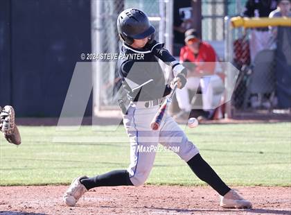 Thumbnail 2 in Thunderbird vs Dysart photogallery.