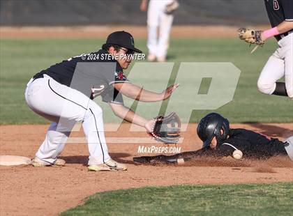 Thumbnail 3 in Thunderbird vs Dysart photogallery.