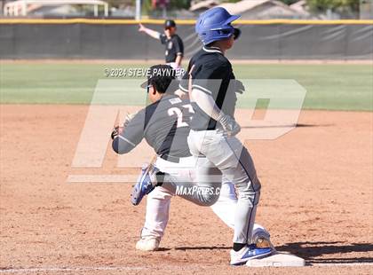 Thumbnail 3 in Thunderbird vs Dysart photogallery.