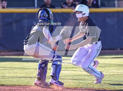 Thumbnail 1 in Thunderbird vs Dysart photogallery.