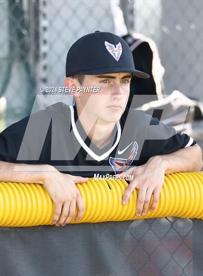 Thumbnail 1 in Thunderbird vs Dysart photogallery.