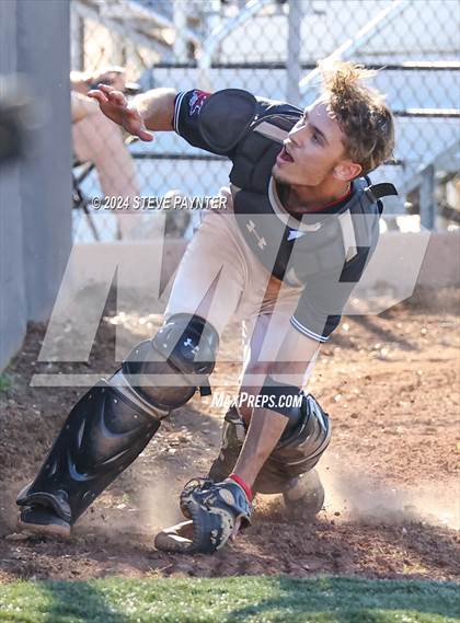 Thumbnail 2 in Thunderbird vs Dysart photogallery.