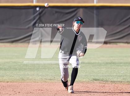 Thumbnail 1 in Thunderbird vs Dysart photogallery.