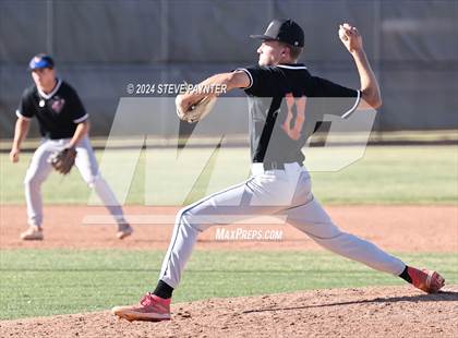 Thumbnail 2 in Thunderbird vs Dysart photogallery.