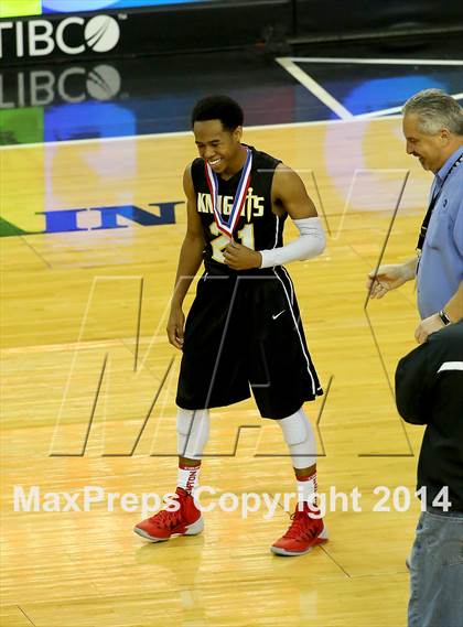 Thumbnail 3 in Moreau Catholic vs Bishop Montgomery (CIF State D4 Final) photogallery.