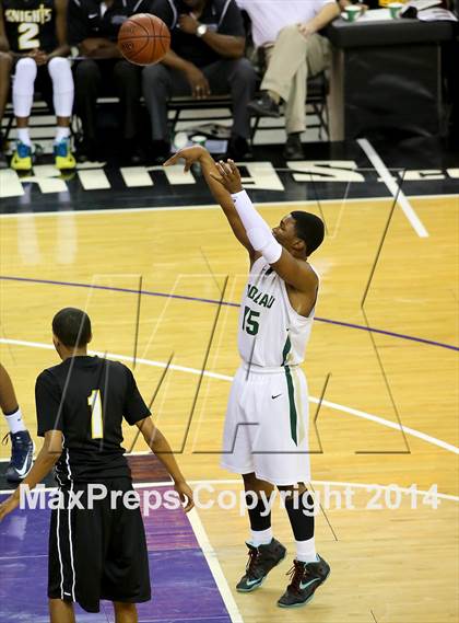 Thumbnail 3 in Moreau Catholic vs Bishop Montgomery (CIF State D4 Final) photogallery.