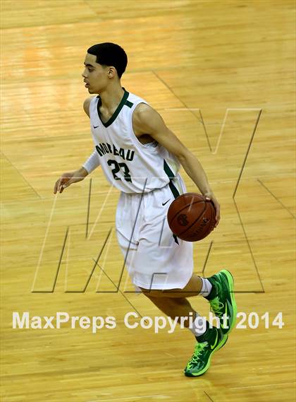 Thumbnail 2 in Moreau Catholic vs Bishop Montgomery (CIF State D4 Final) photogallery.
