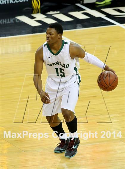 Thumbnail 1 in Moreau Catholic vs Bishop Montgomery (CIF State D4 Final) photogallery.