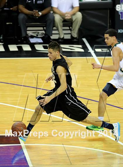 Thumbnail 2 in Moreau Catholic vs Bishop Montgomery (CIF State D4 Final) photogallery.