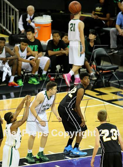 Thumbnail 1 in Moreau Catholic vs Bishop Montgomery (CIF State D4 Final) photogallery.