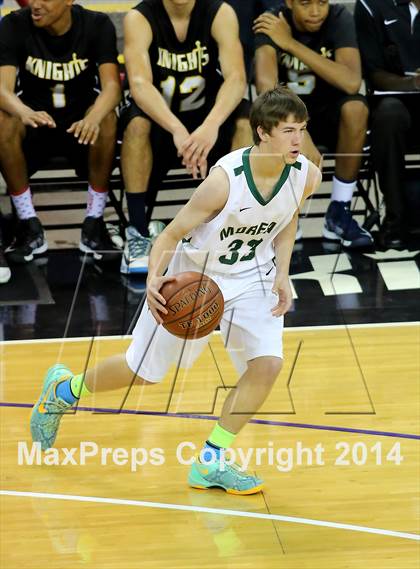 Thumbnail 3 in Moreau Catholic vs Bishop Montgomery (CIF State D4 Final) photogallery.