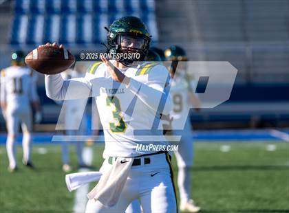 Thumbnail 1 in Massapequa vs Ward Melville (Long Island Div 1 Finals) photogallery.