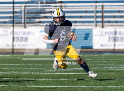 Thumbnail 2 in Massapequa vs Ward Melville (Long Island Div 1 Finals) photogallery.