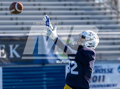 Thumbnail 2 in Massapequa vs Ward Melville (Long Island Div 1 Finals) photogallery.